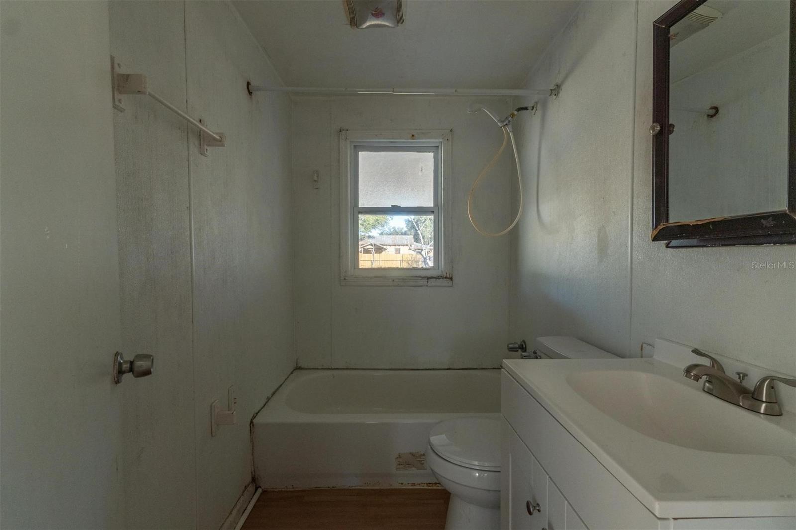 MCRAE & ROBSONS SUB - Residential