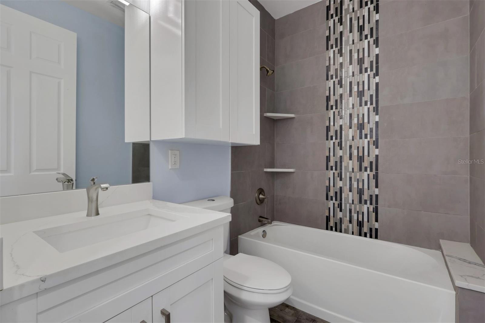 GOLDEN GATE ESTATES - Residential