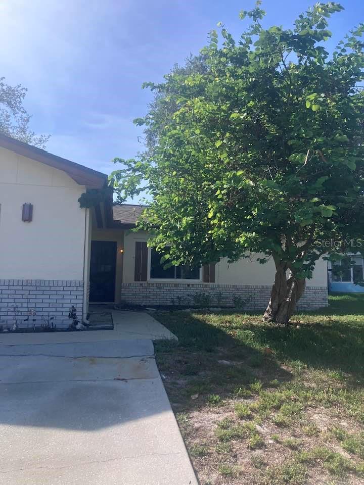 12801 WINDING WAY