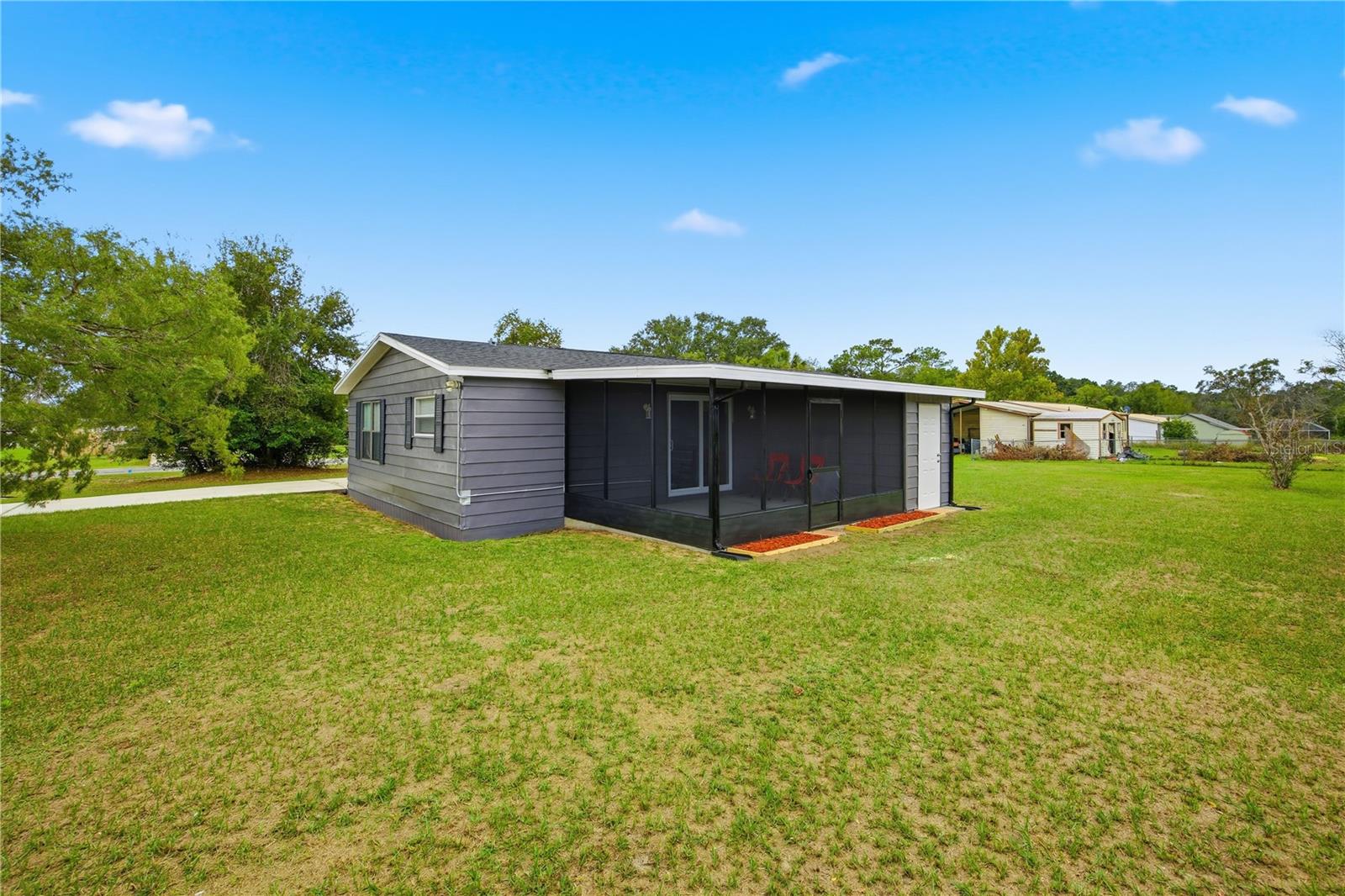 SUN COUNTRY ESTATE - Residential