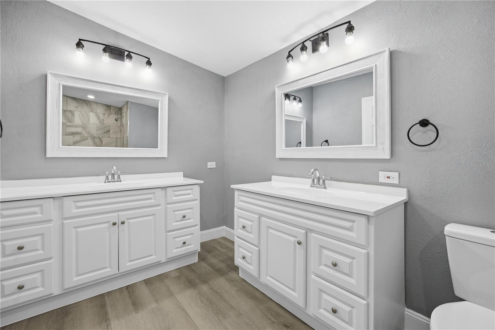 SUN COUNTRY ESTATE - Residential