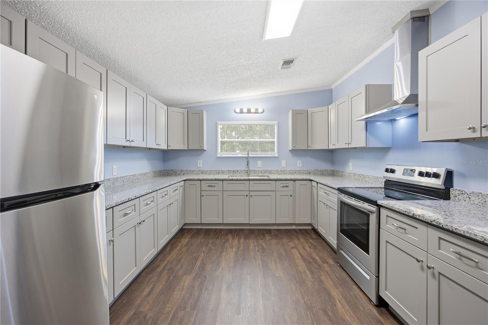 SUN COUNTRY ESTATE - Residential