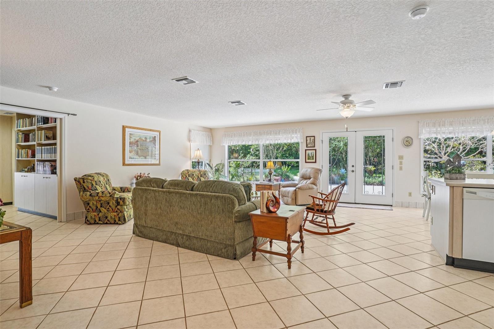 ACREAGE & UNREC - Residential
