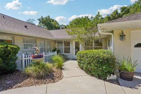 Tiny photo for 4546 Griffin View Drive, Lady Lake, FL 32159 (MLS # G5112836)