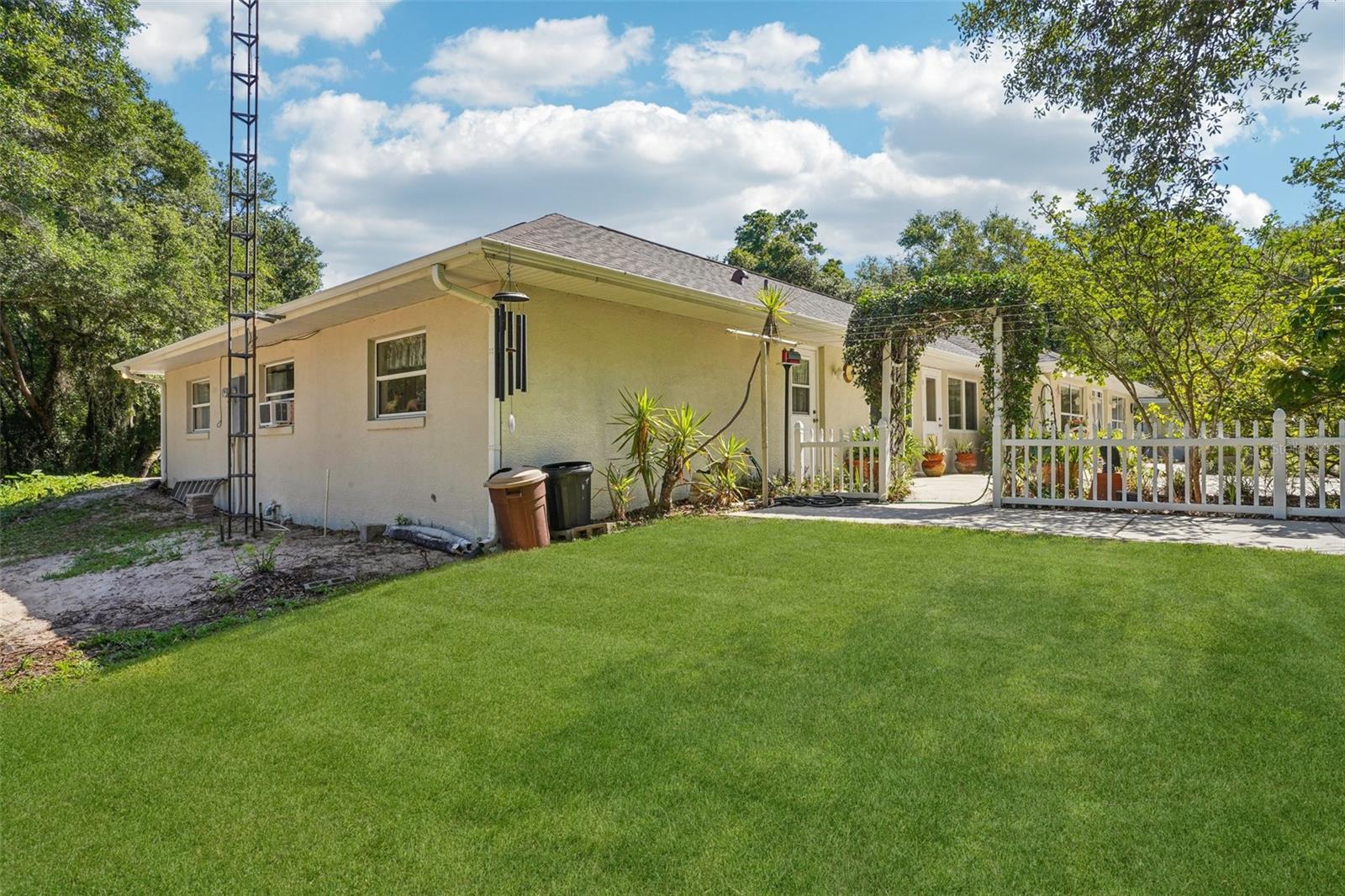 ACREAGE & UNREC - Residential