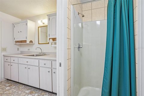 Tiny photo for 4546 Griffin View Drive, Lady Lake, FL 32159 (MLS # G5112836)