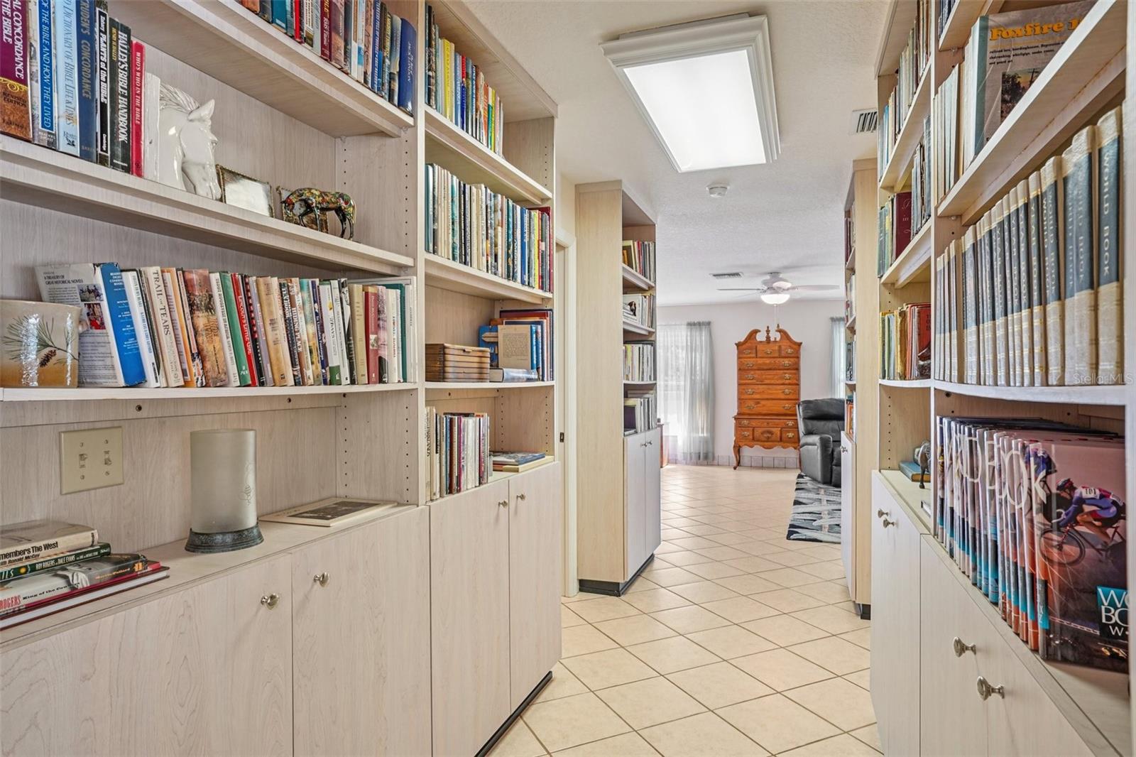 ACREAGE & UNREC - Residential