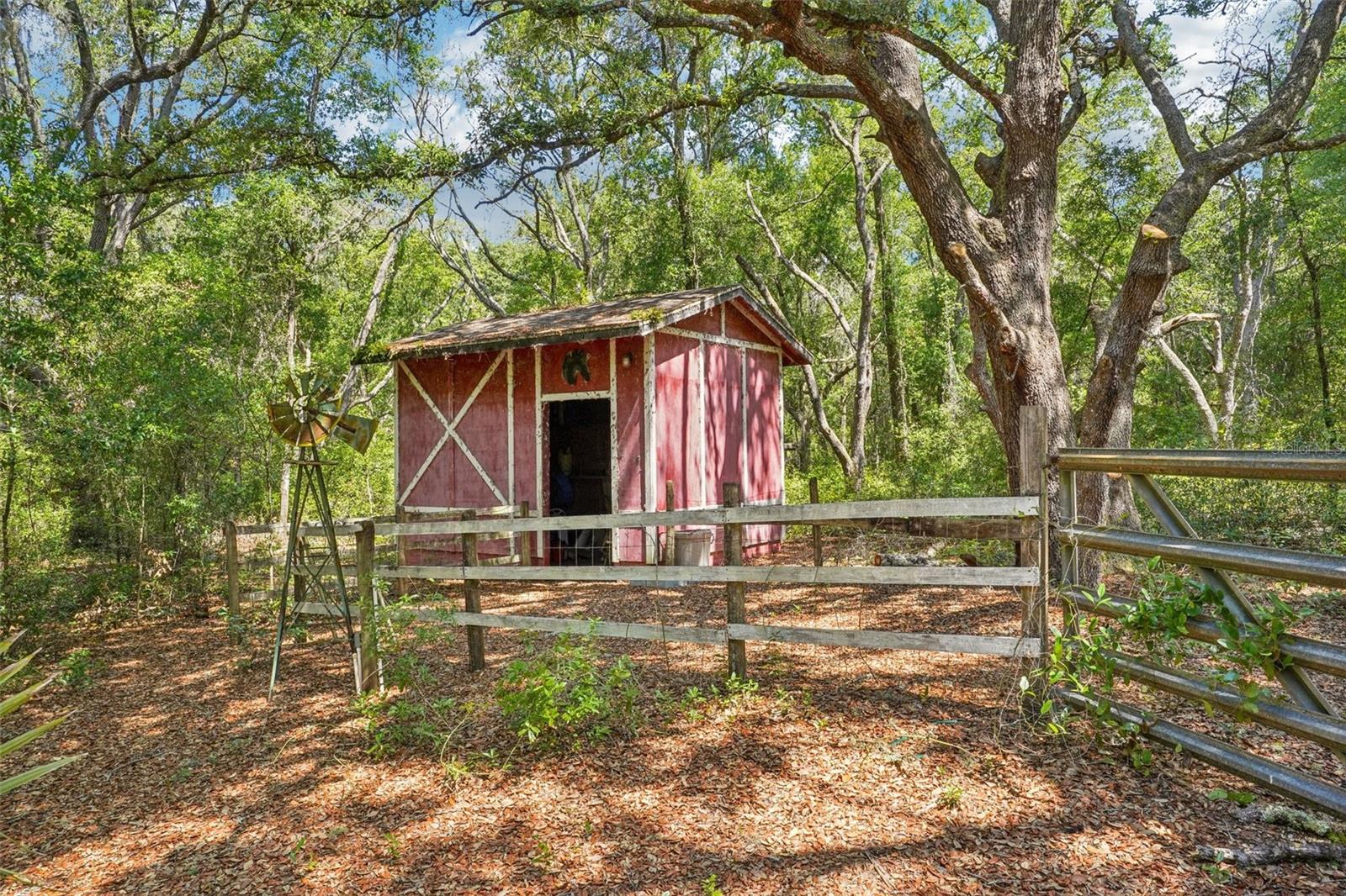 ACREAGE & UNREC - Residential