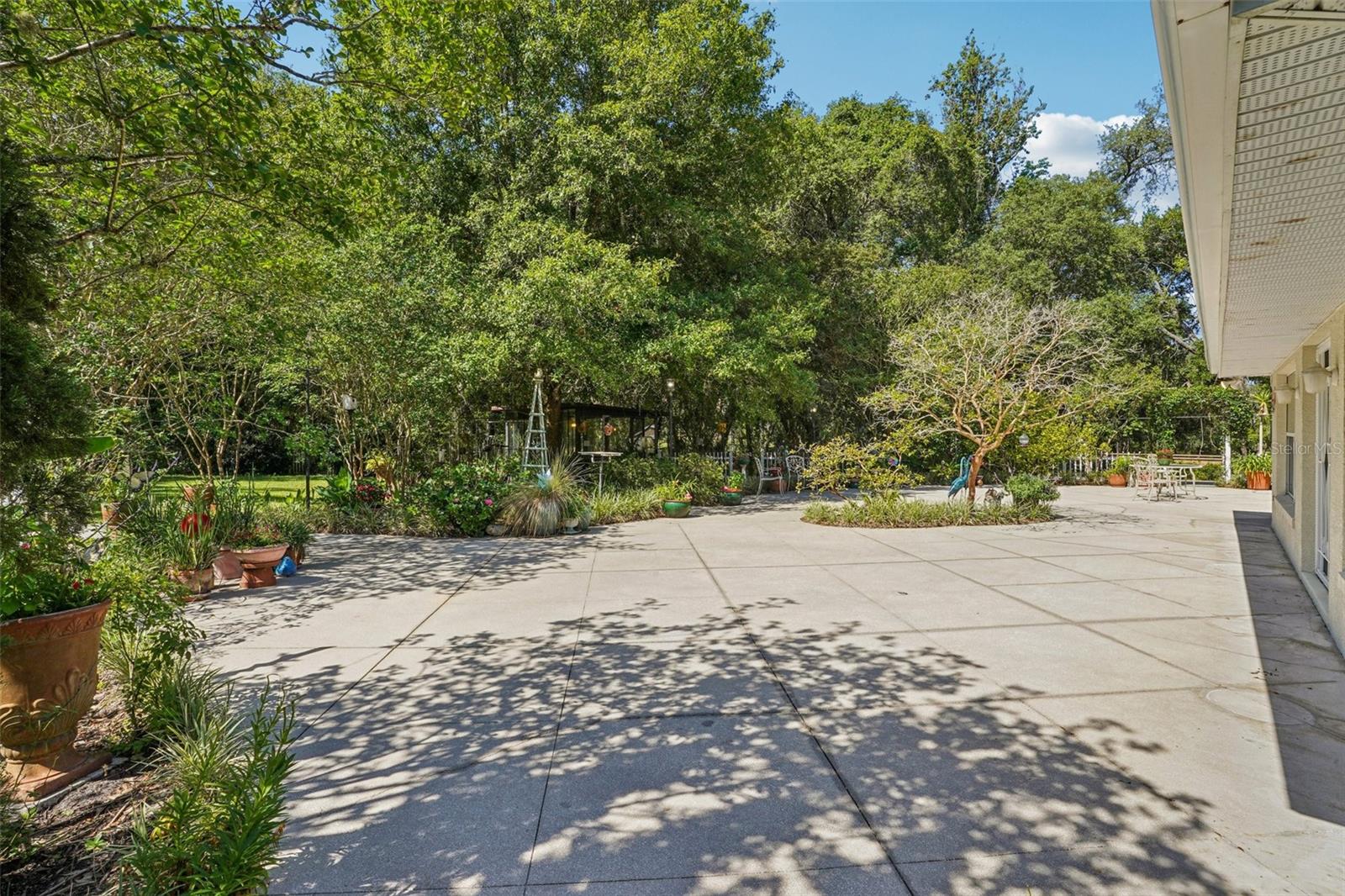 ACREAGE & UNREC - Residential