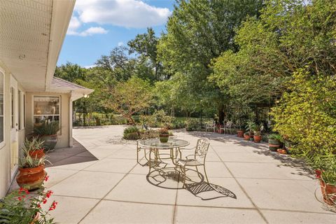 Tiny photo for 4546 Griffin View Drive, Lady Lake, FL 32159 (MLS # G5112836)