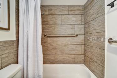 TOWN APTS CONDO - Residential