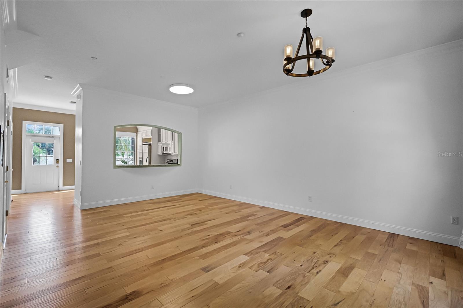 MEETING HOUSE GREEN REP 06 - Residential