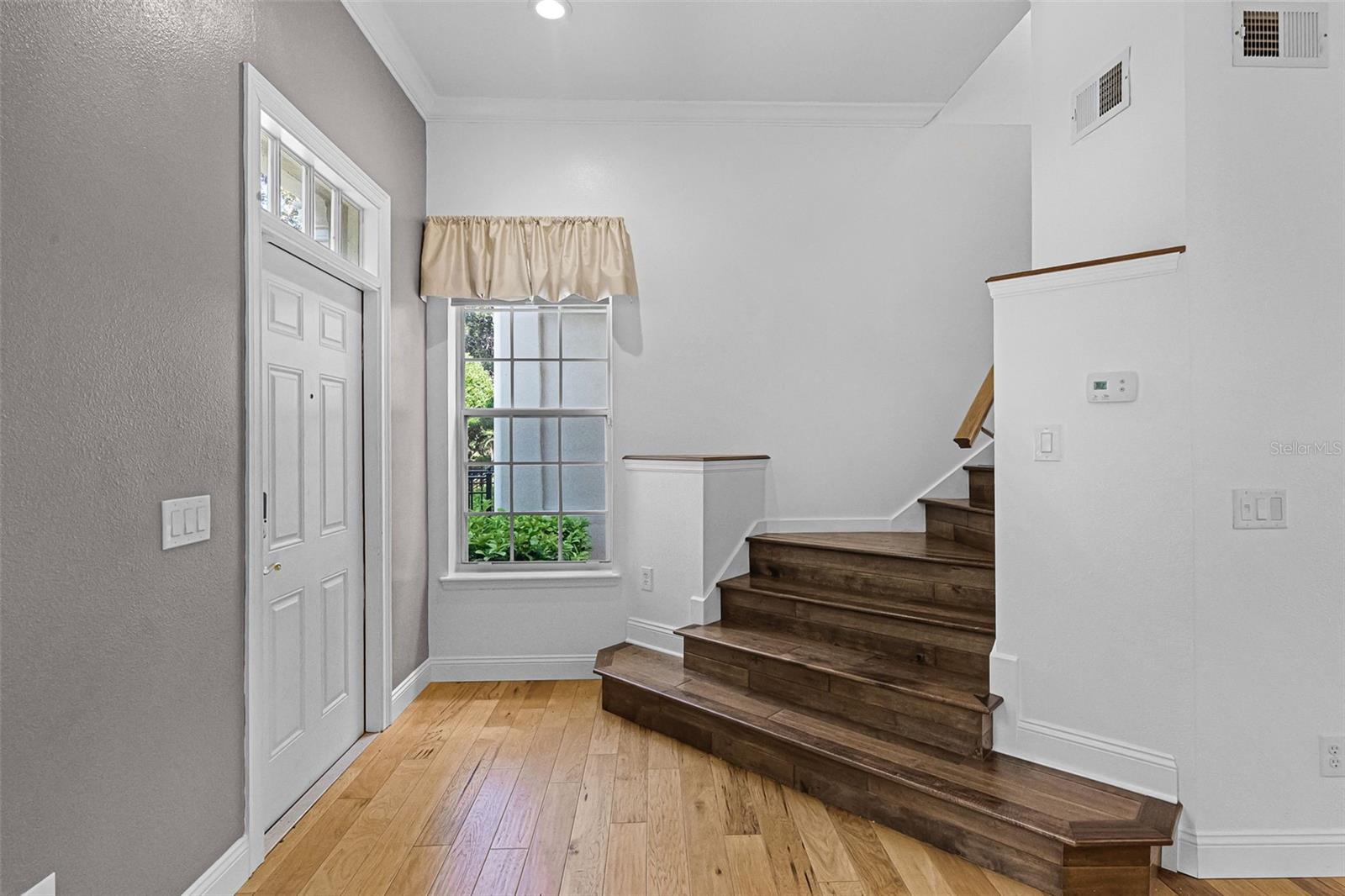 MEETING HOUSE GREEN REP 06 - Residential