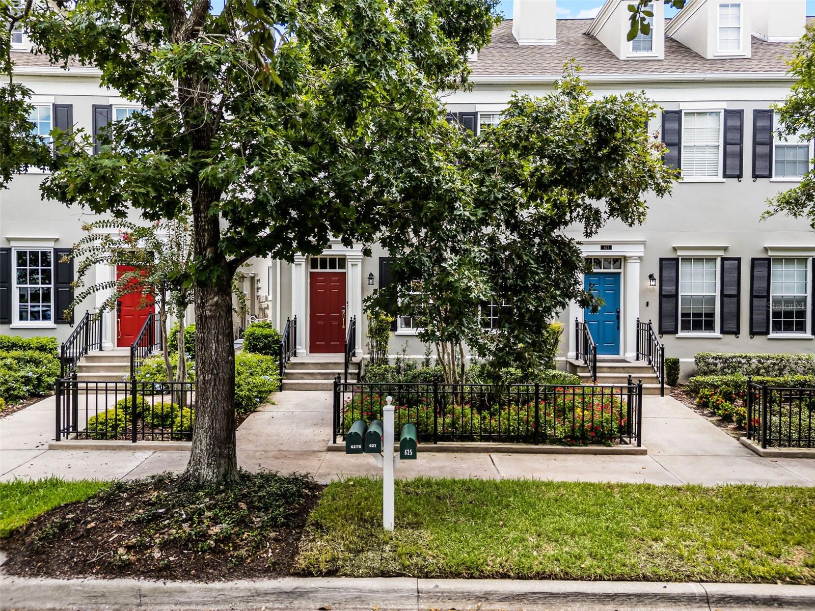 MEETING HOUSE GREEN REP 06 - Residential