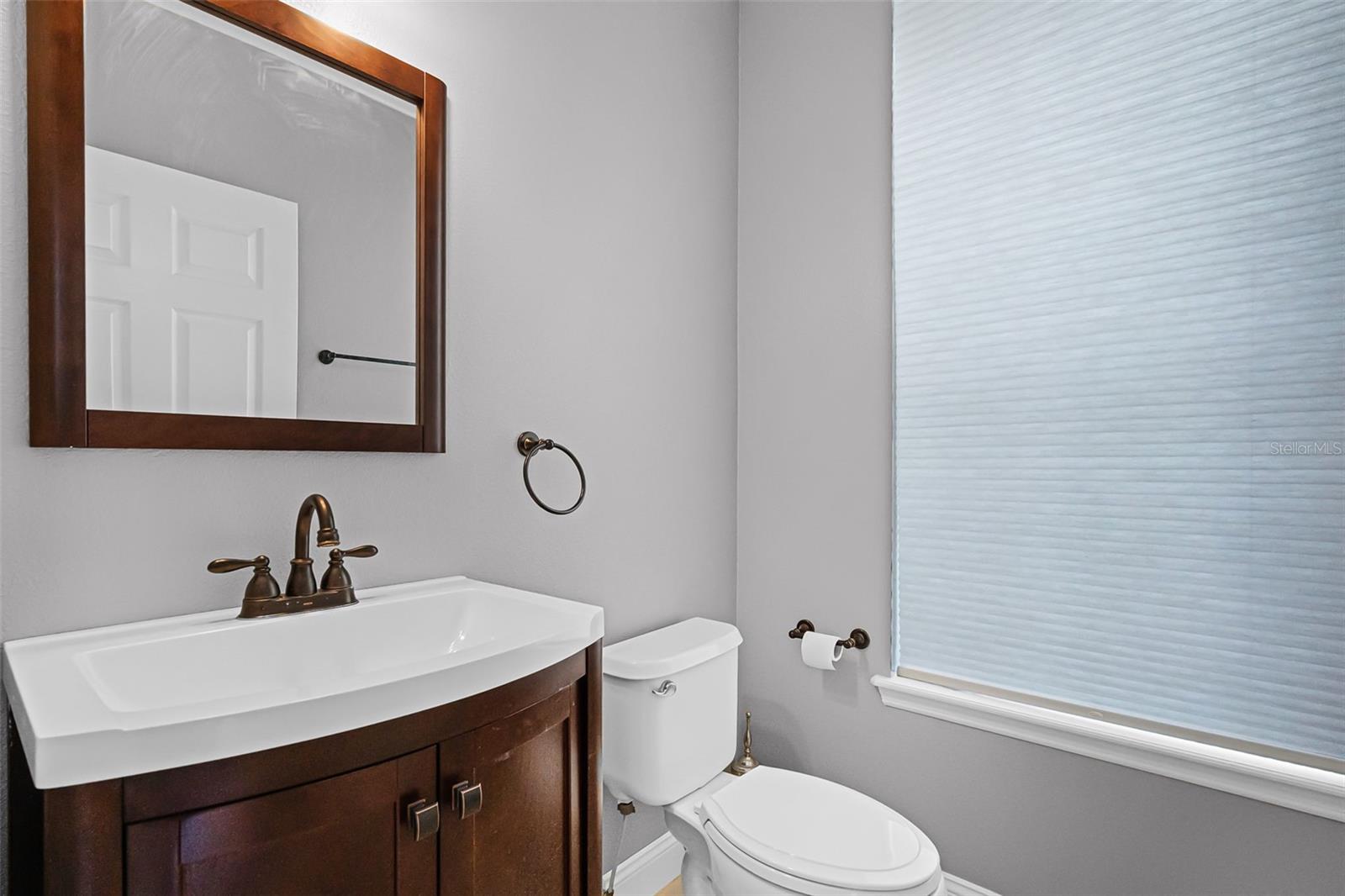 MEETING HOUSE GREEN REP 06 - Residential