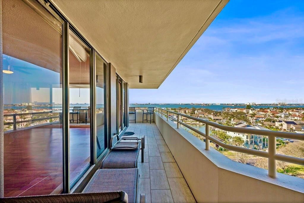 Photo of 5940 Pelican Bay Plaza S #1102, Gulfport, FL 33707 (MLS # A4583711)