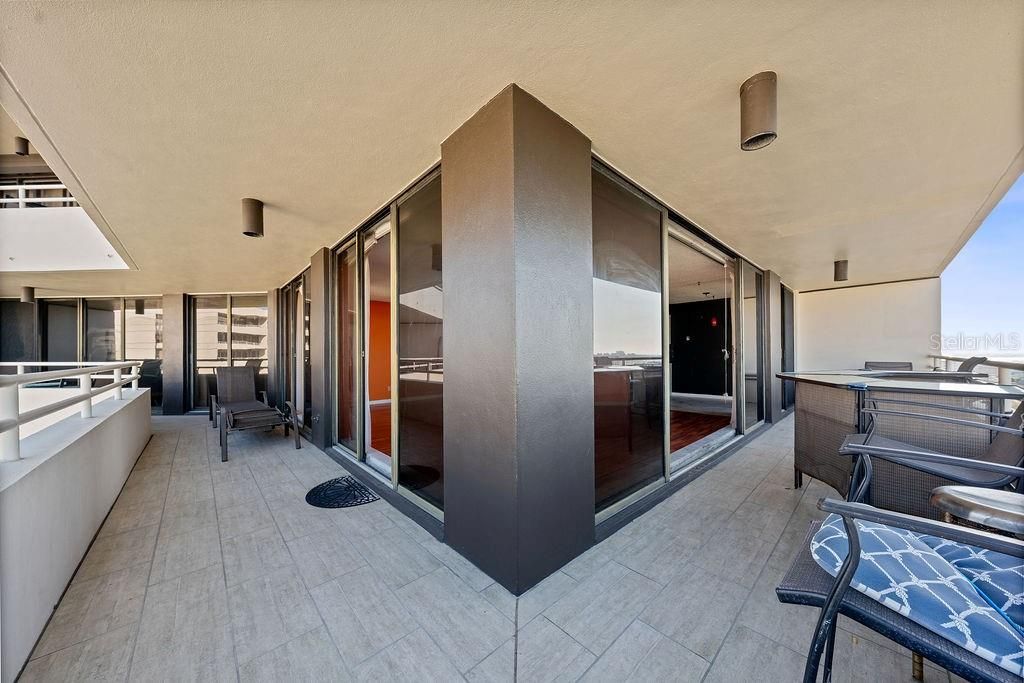 Photo of 5940 Pelican Bay Plaza S #1102, Gulfport, FL 33707 (MLS # A4583711)