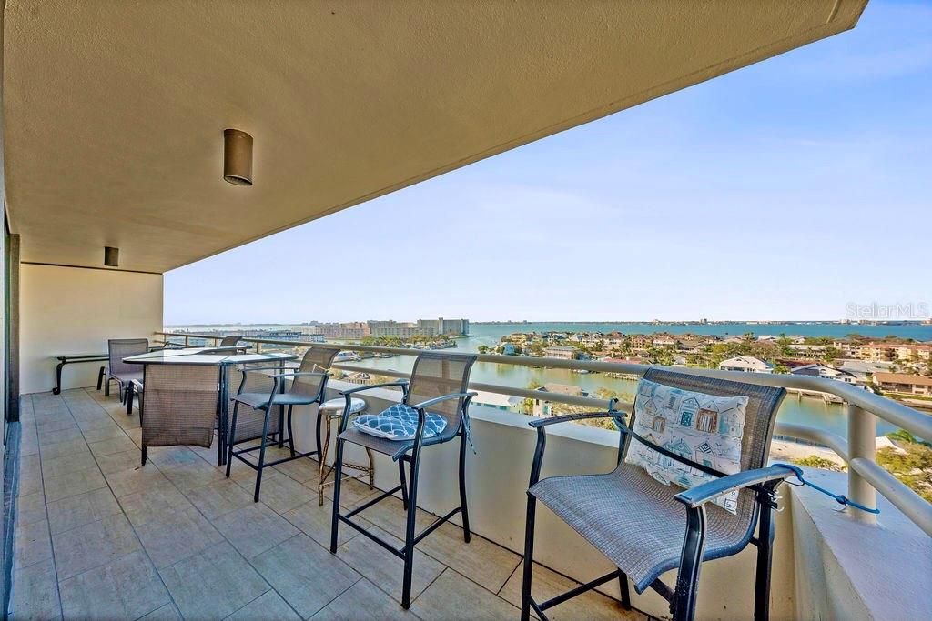 Photo of 5940 Pelican Bay Plaza S #1102, Gulfport, FL 33707 (MLS # A4583711)