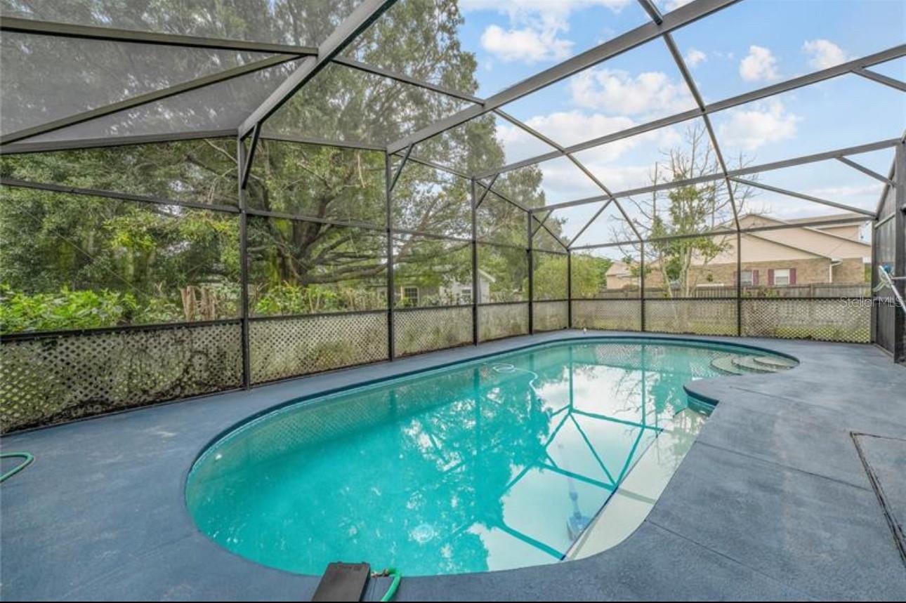 HICKORY HOLLOW UNIT 1 - Residential Lease