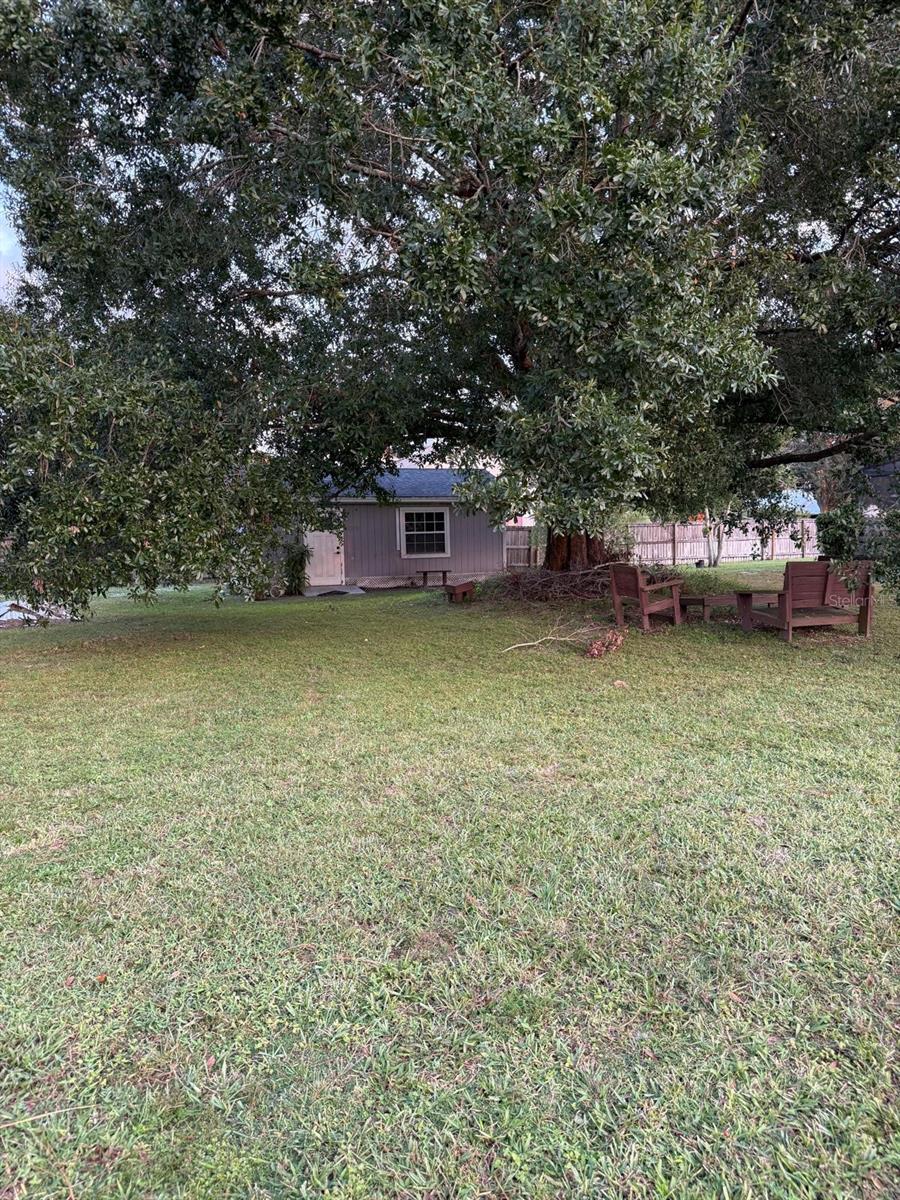 HICKORY HOLLOW UNIT 1 - Residential Lease