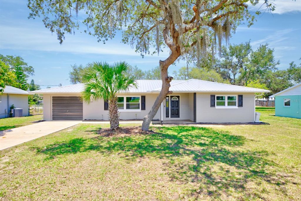 Photo of 503 Rich Street, Avon Park, FL 33825 (MLS # P4934866)