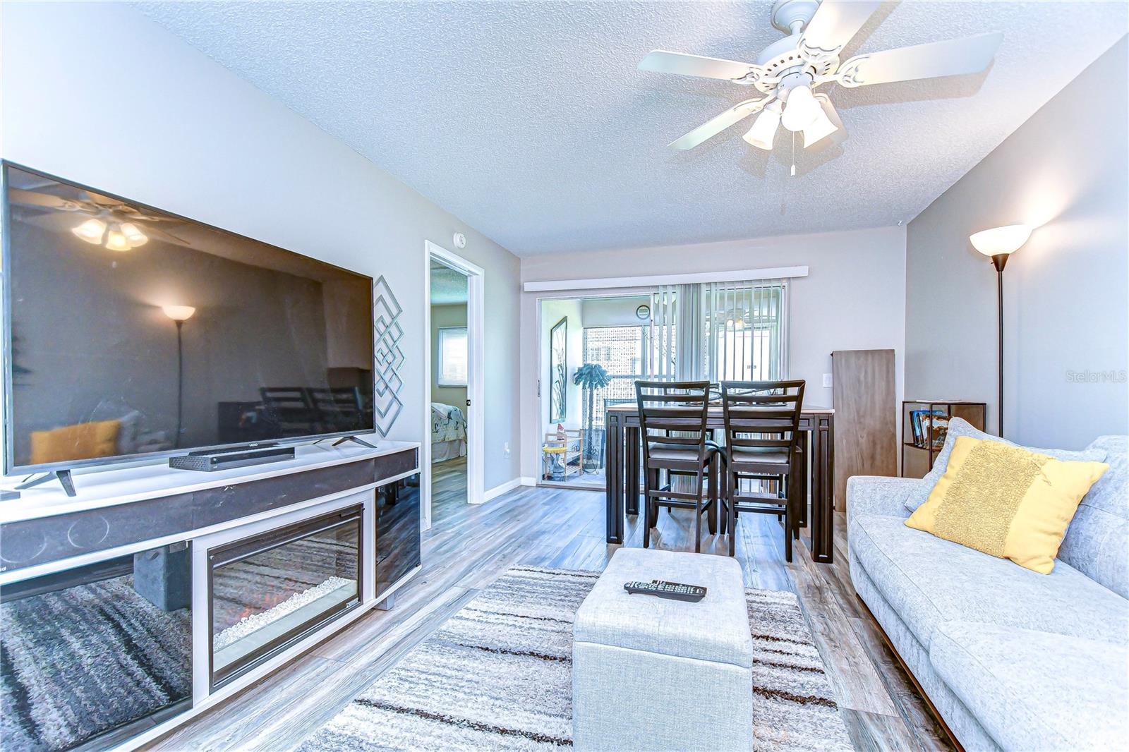 MISSION OAKS CONDO - Residential Lease