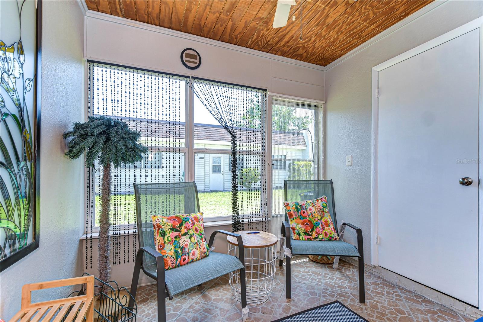 MISSION OAKS CONDO - Residential Lease