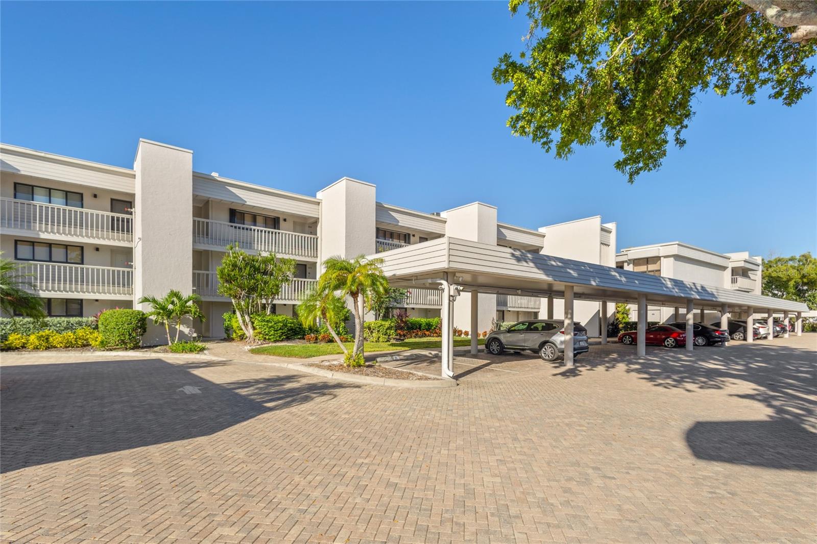 THE SHORE - Residential