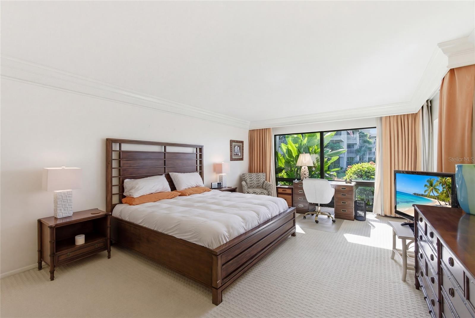 THE SHORE - Residential