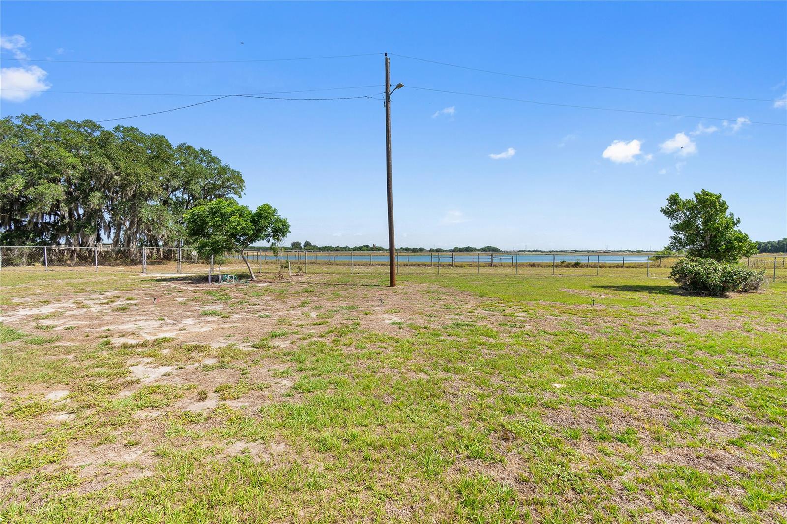 MAMMOTH GROVE - Residential