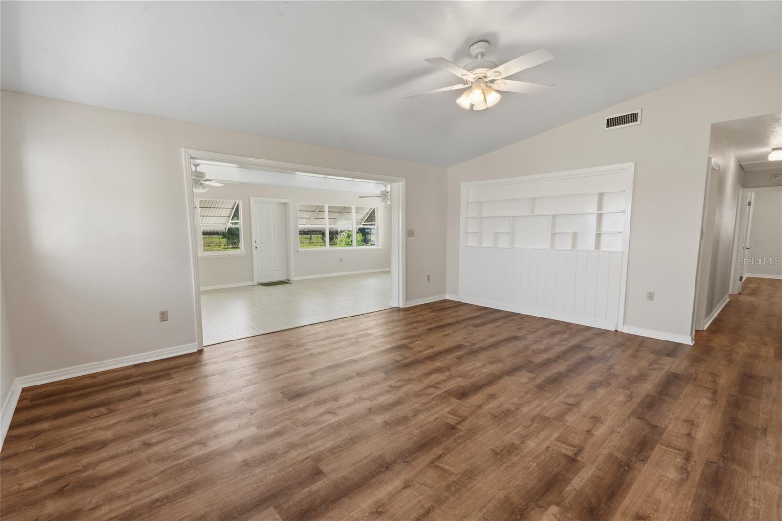 MAMMOTH GROVE - Residential