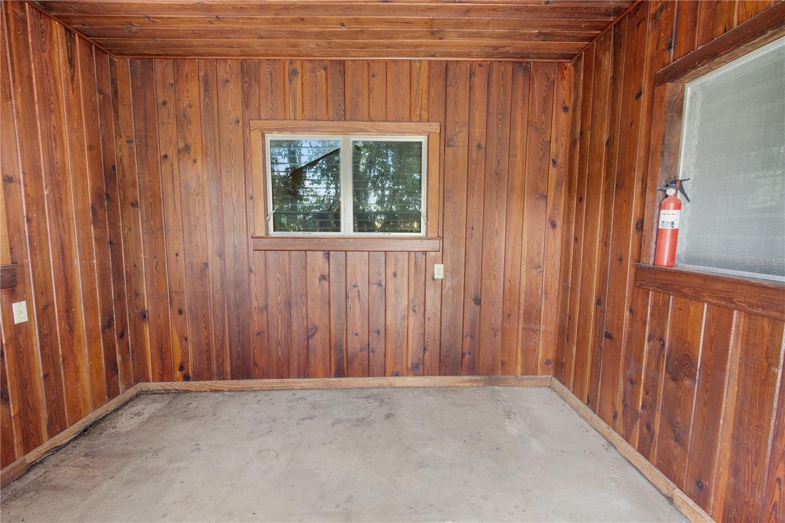 MAMMOTH GROVE - Residential