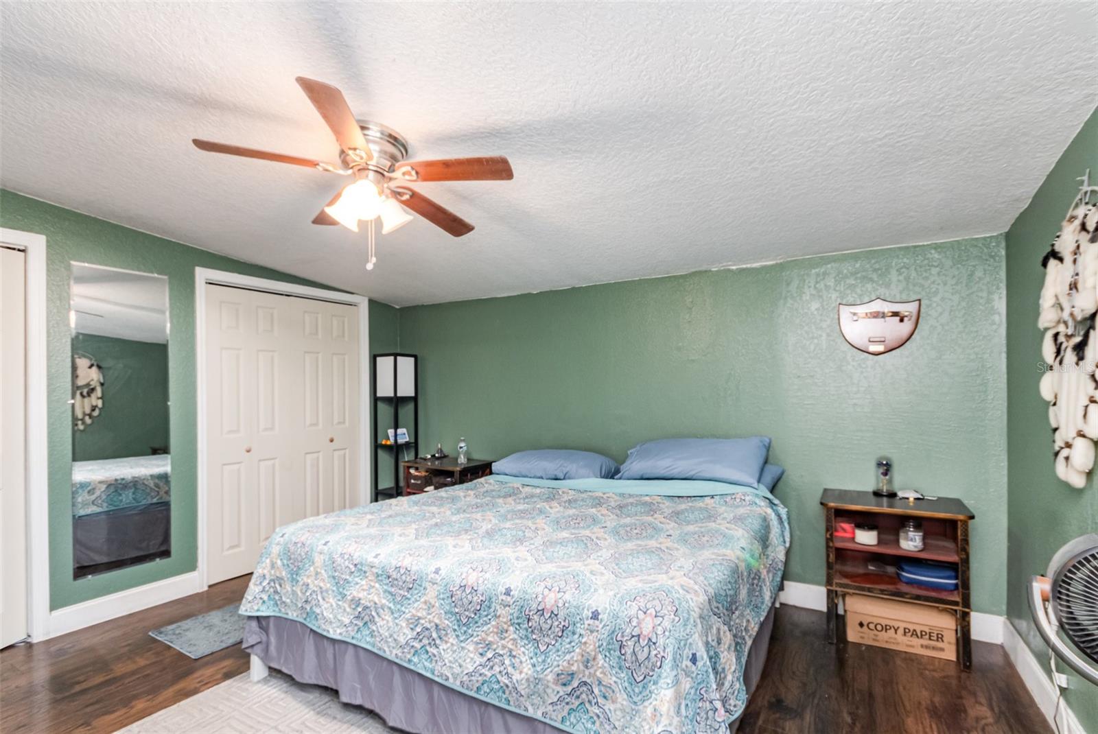 LEESBURG OAK CREST - Residential
