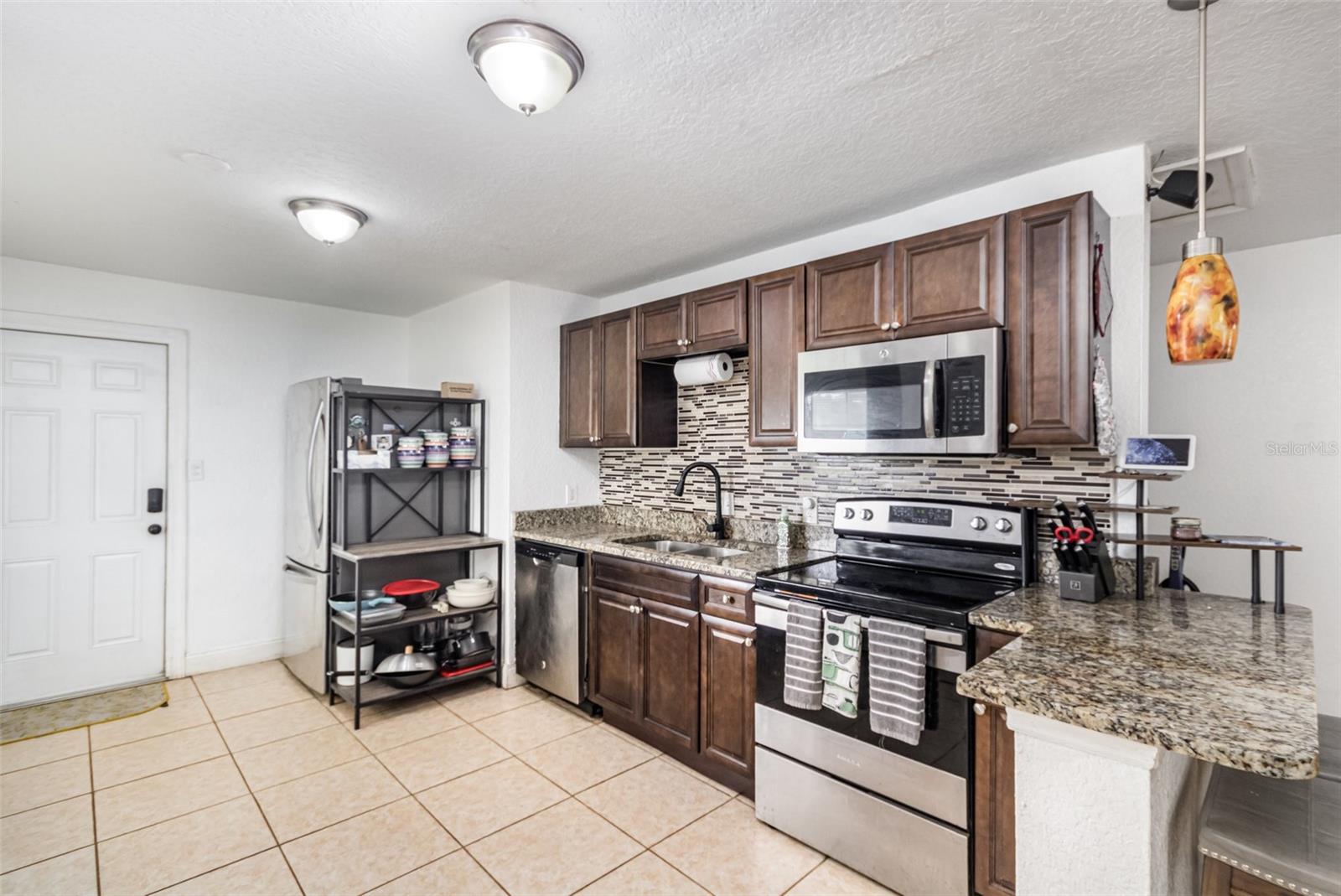 LEESBURG OAK CREST - Residential