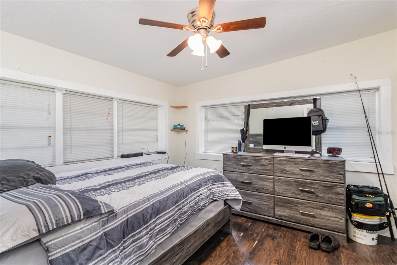 LEESBURG OAK CREST - Residential