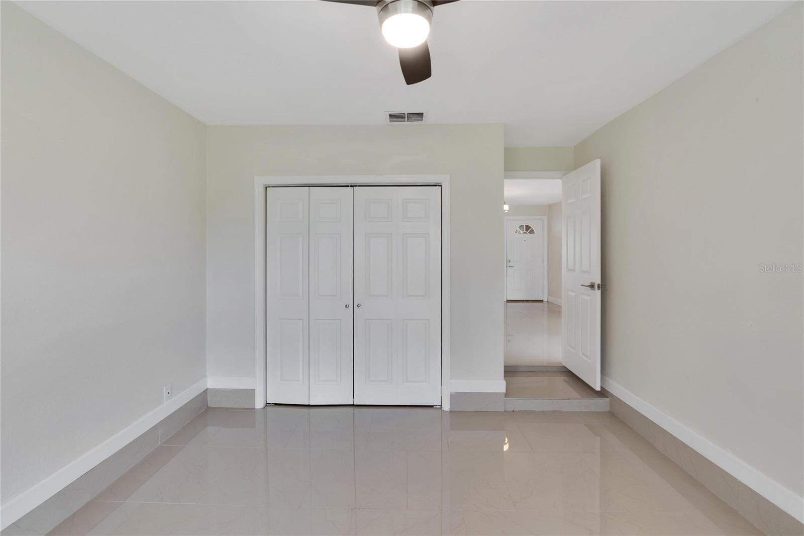 WALDEN LAKE FAIRWAY VILLAS UNI - Residential