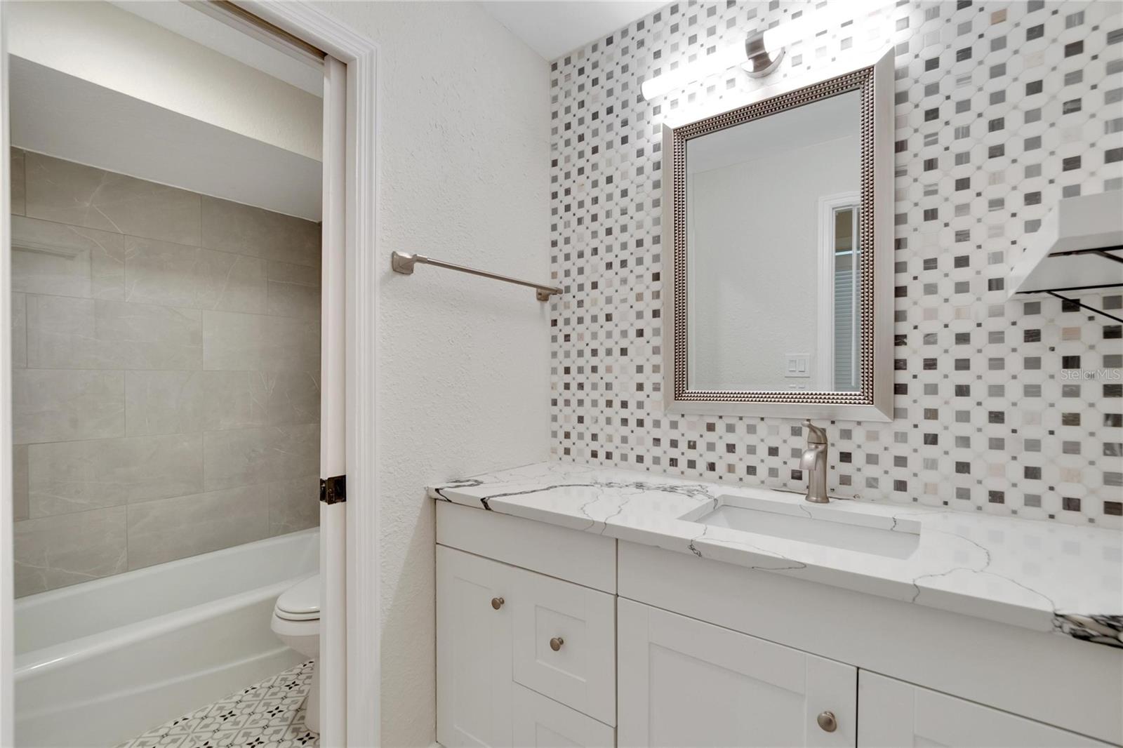 WALDEN LAKE FAIRWAY VILLAS UNI - Residential