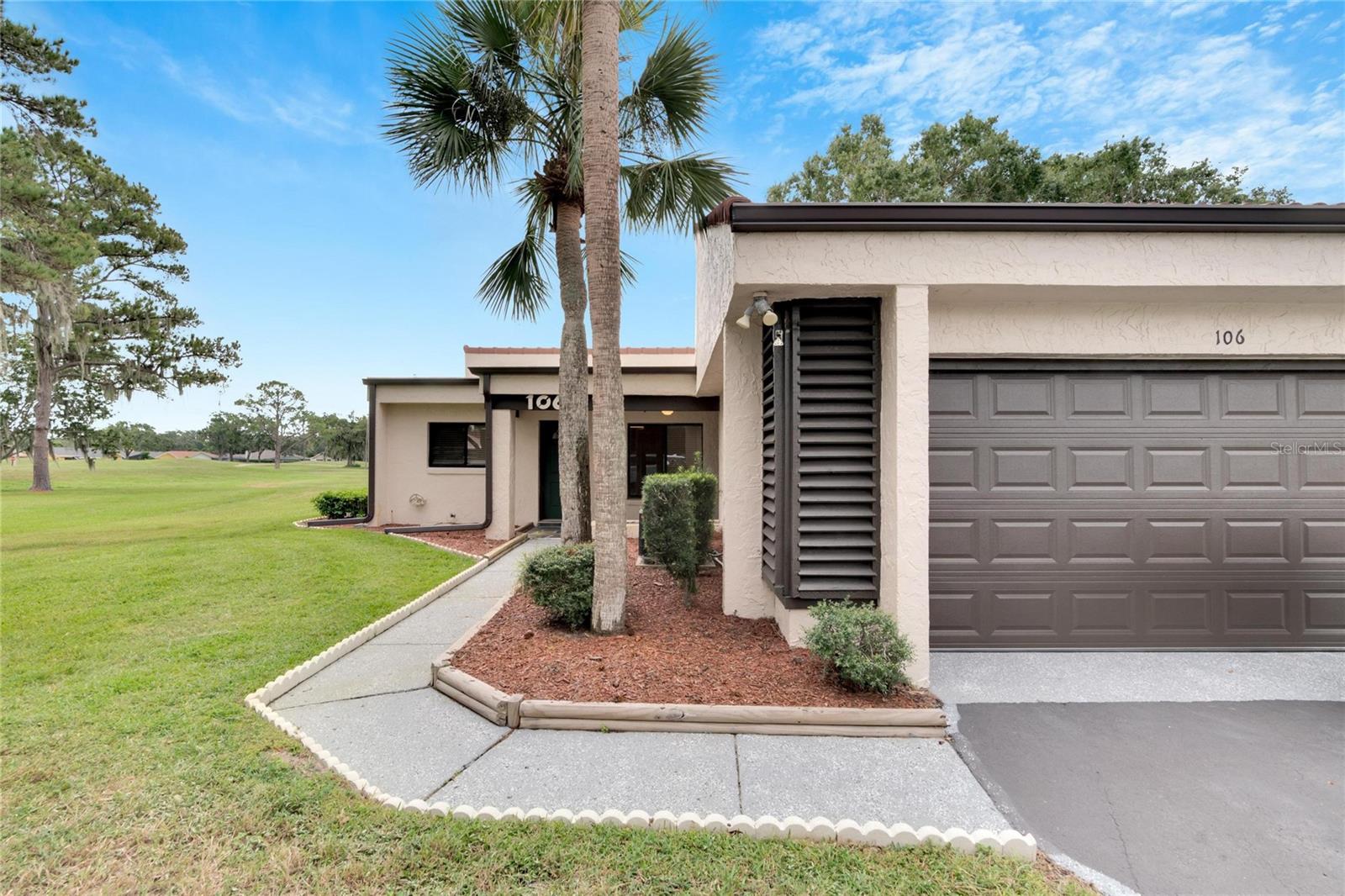 WALDEN LAKE FAIRWAY VILLAS UNI - Residential