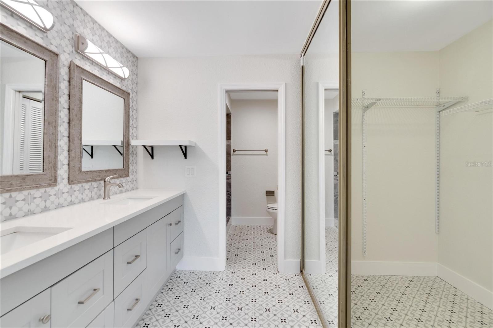 WALDEN LAKE FAIRWAY VILLAS UNI - Residential