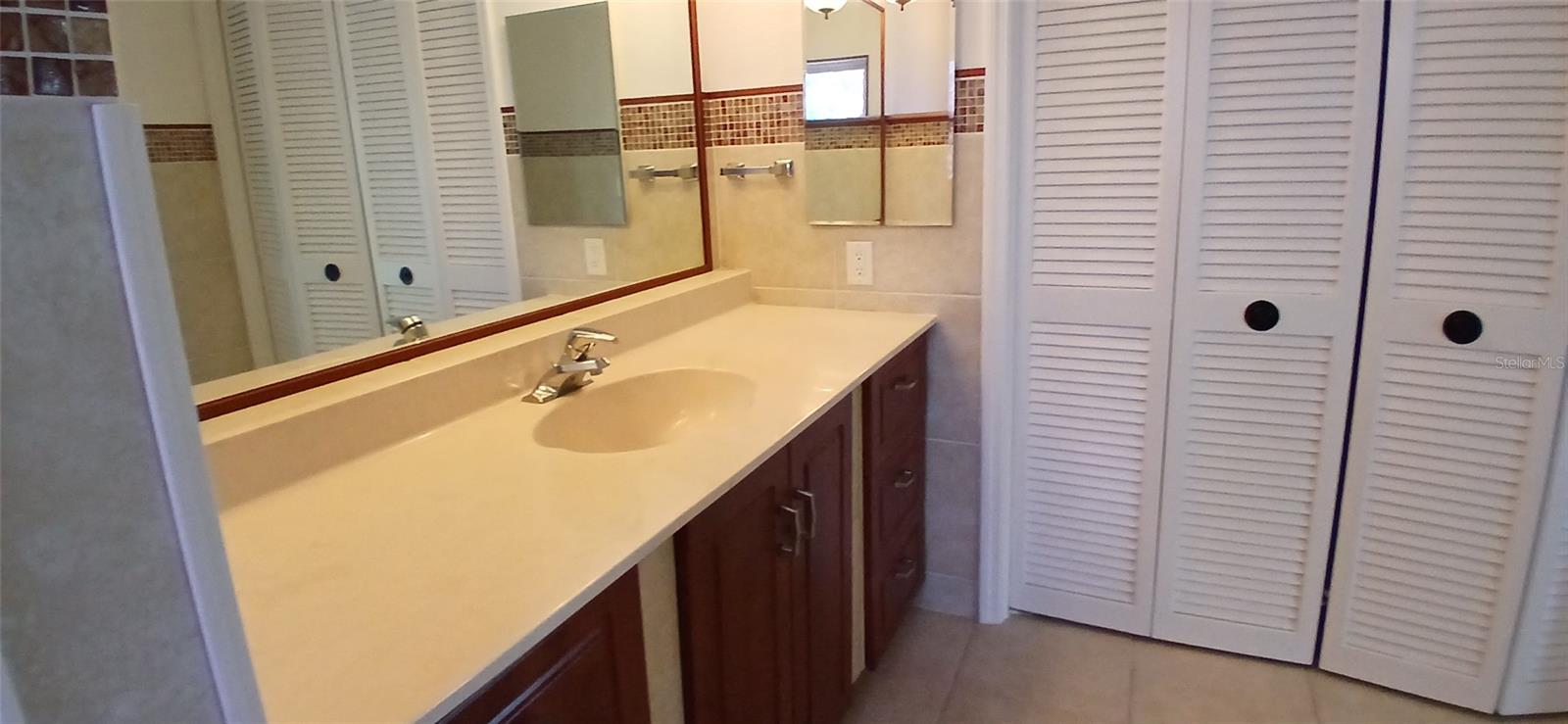 HARBOR HILLS 3RD ADD - Residential Lease