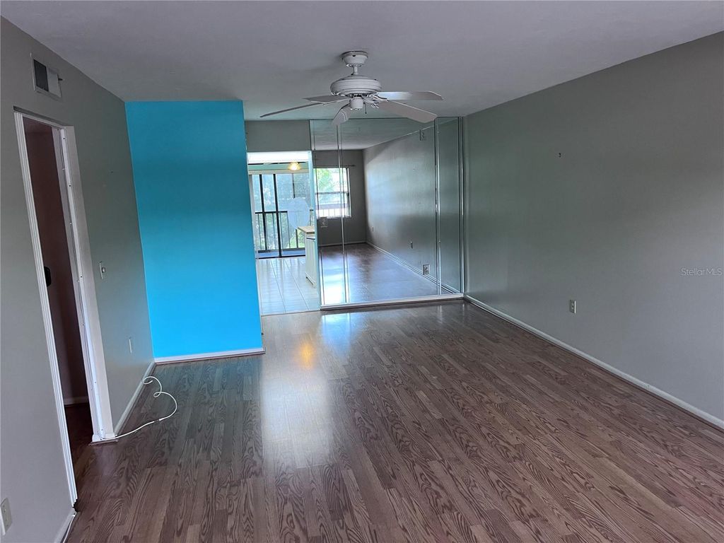 Photo of 315 30th Avenue W #B203, Bradenton, FL 34205 (MLS # A4688805)