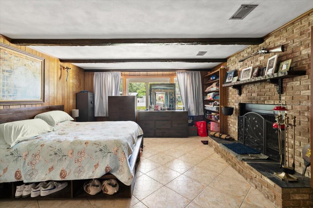 ORMOND TERRACE - Residential