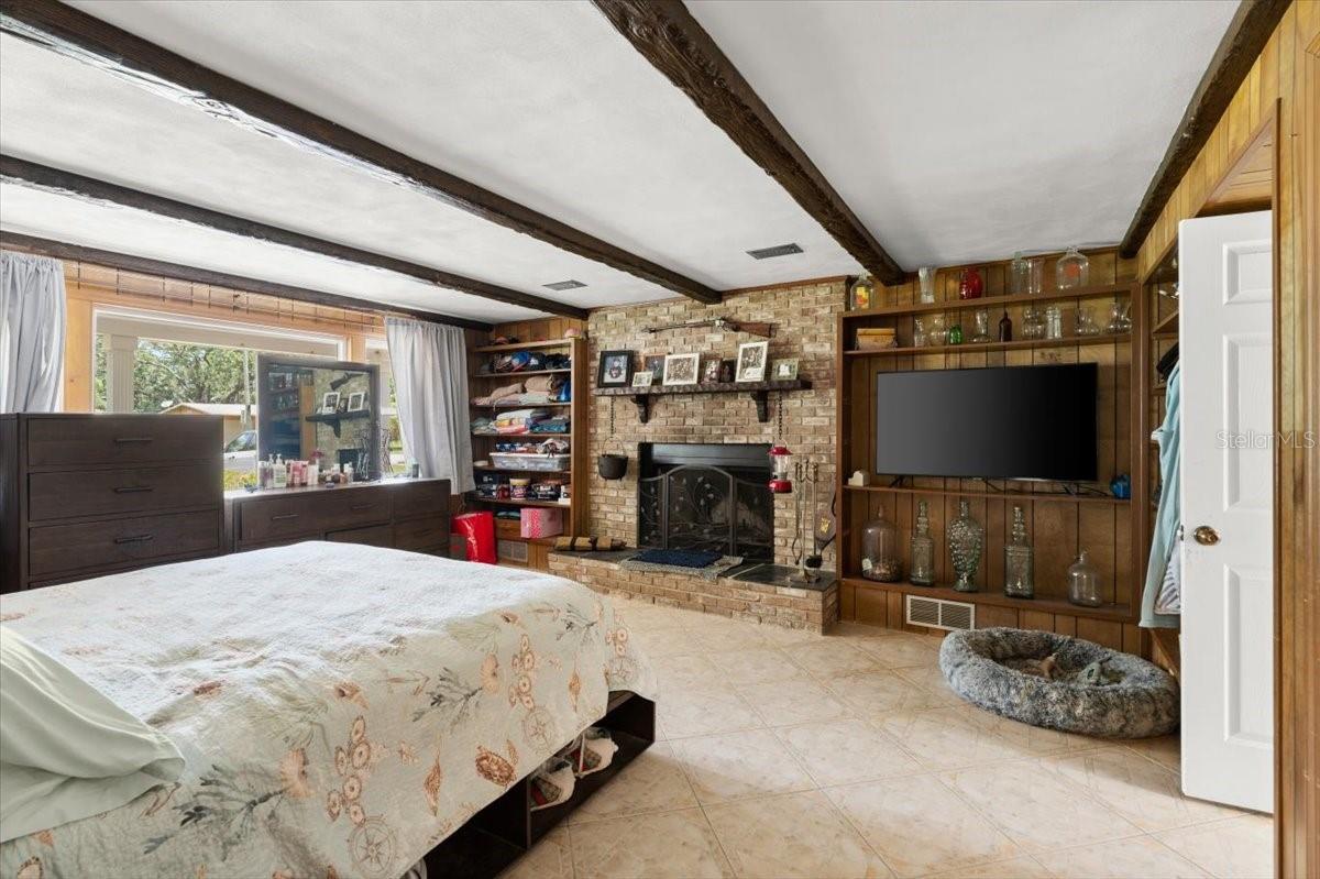 ORMOND TERRACE - Residential