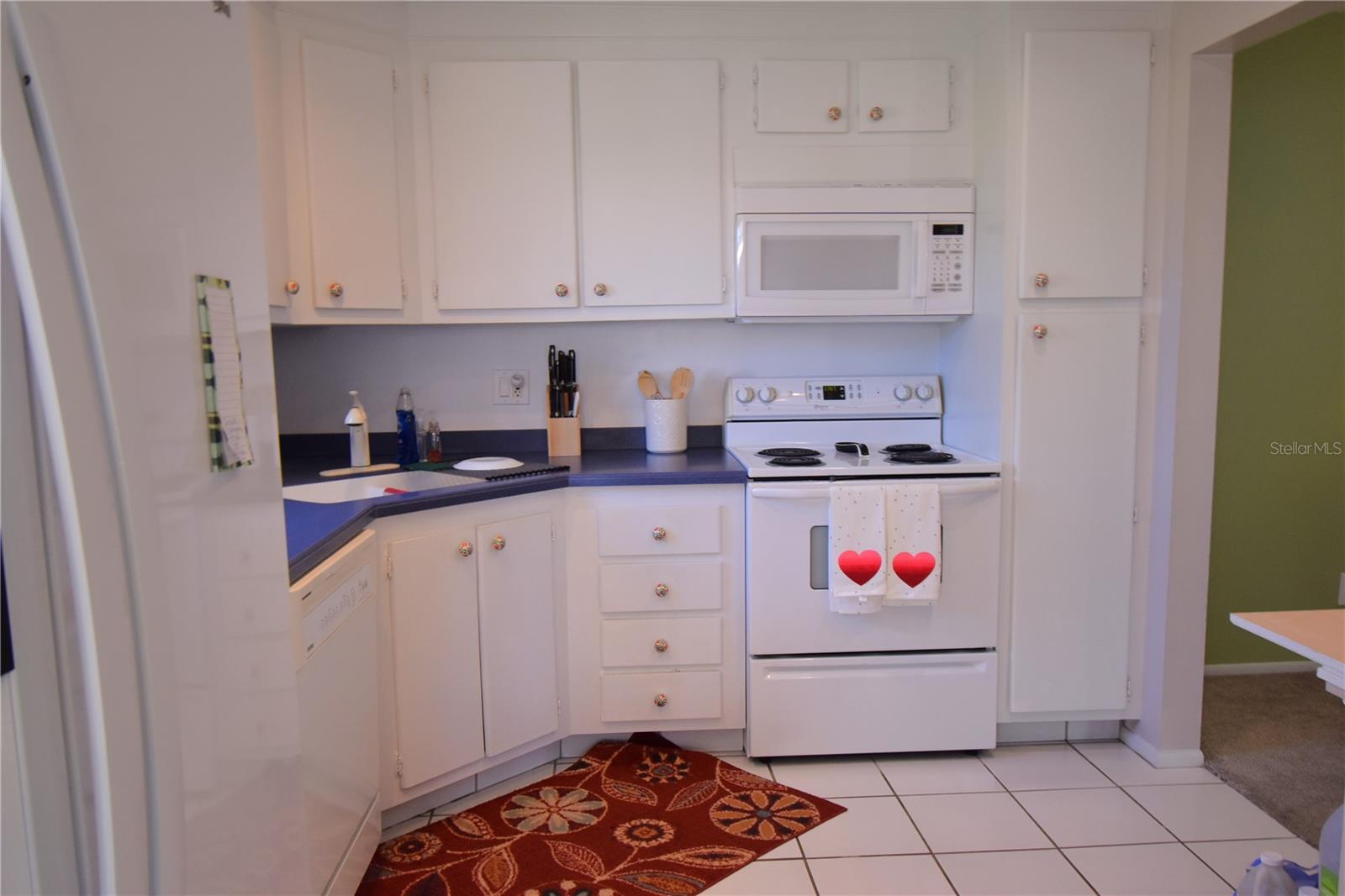 GARDENS THE CONDO - Residential