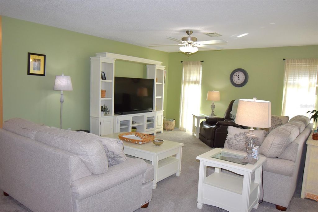 Photo of 121 Fernwood Circle #121, Seminole, FL 33777 (MLS # TB8470542)