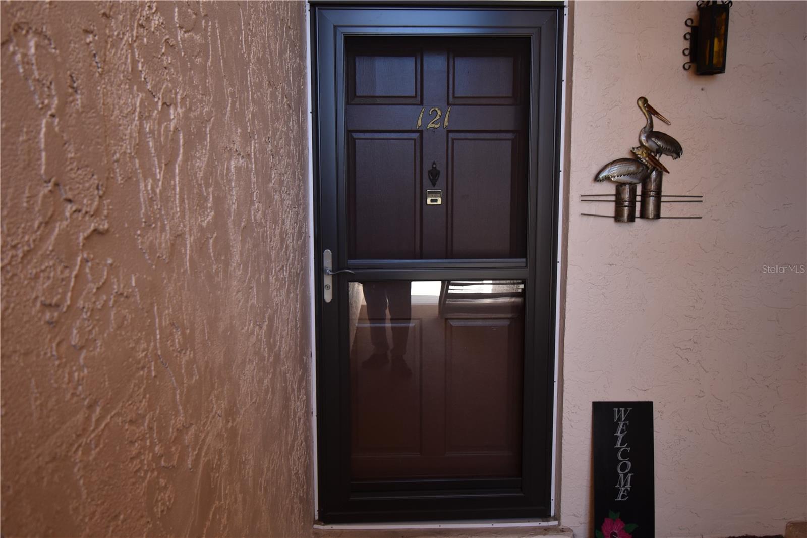 121 FERNWOOD CIRCLE 121