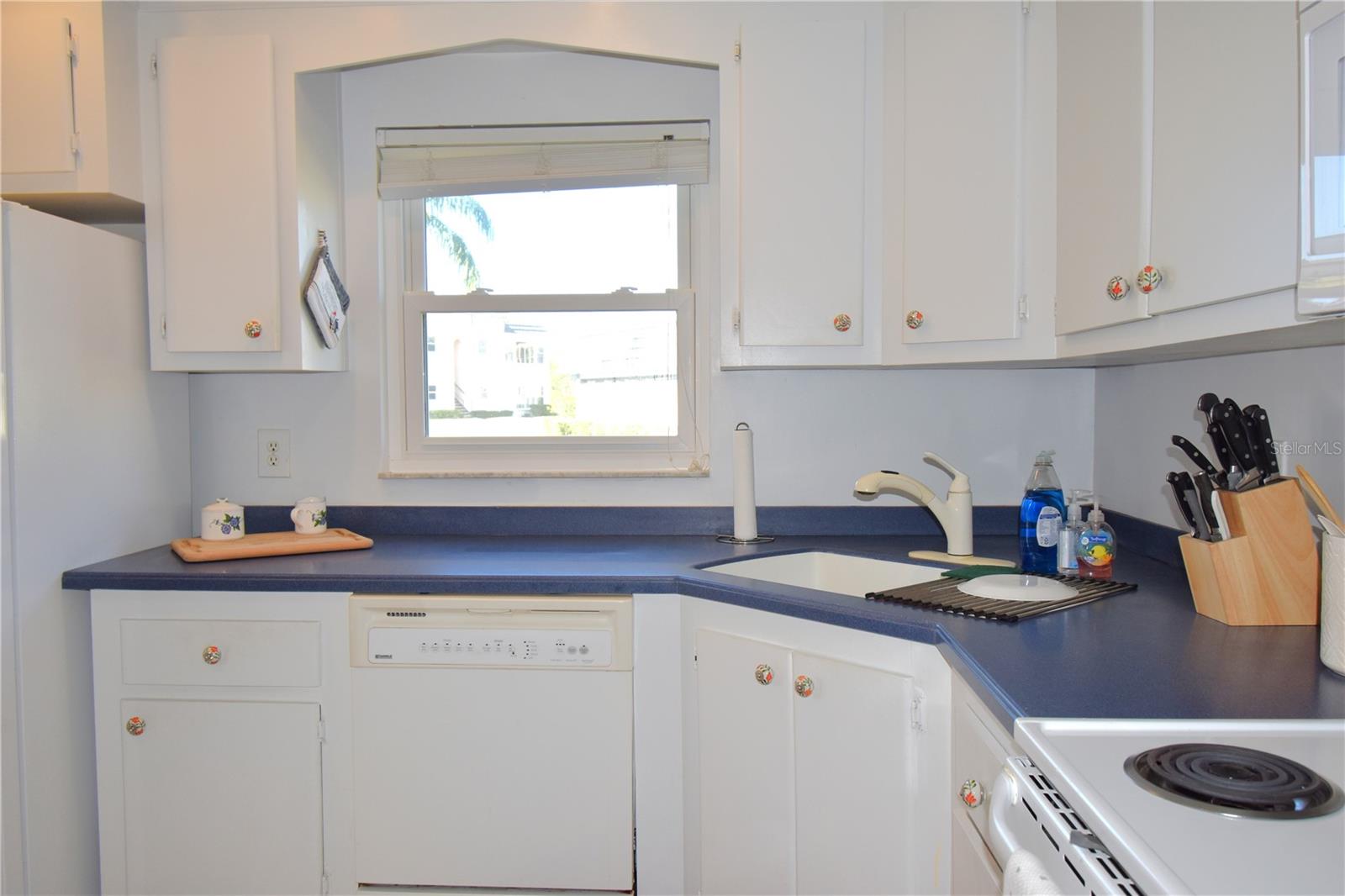 GARDENS THE CONDO - Residential