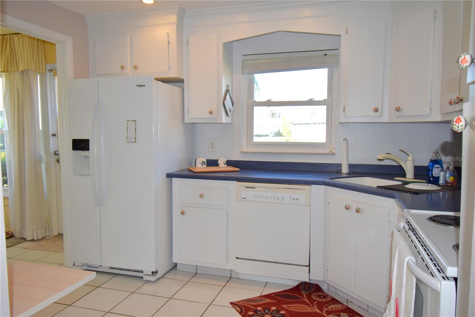 GARDENS THE CONDO - Residential