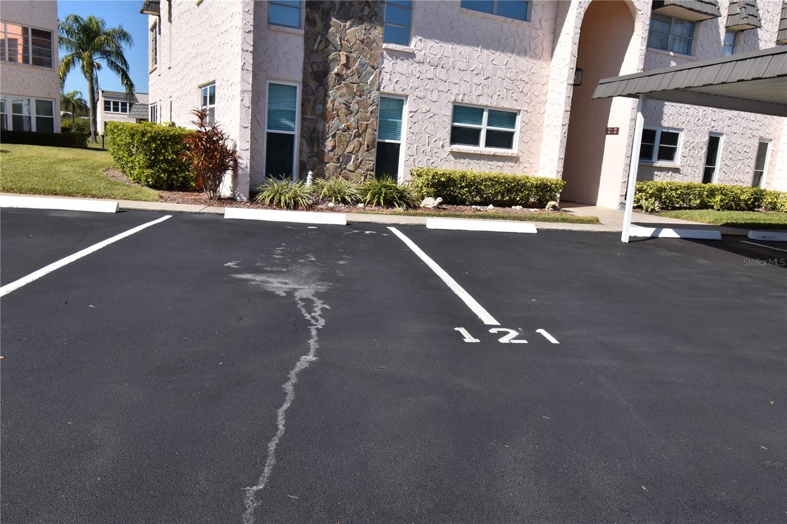 GARDENS THE CONDO - Residential