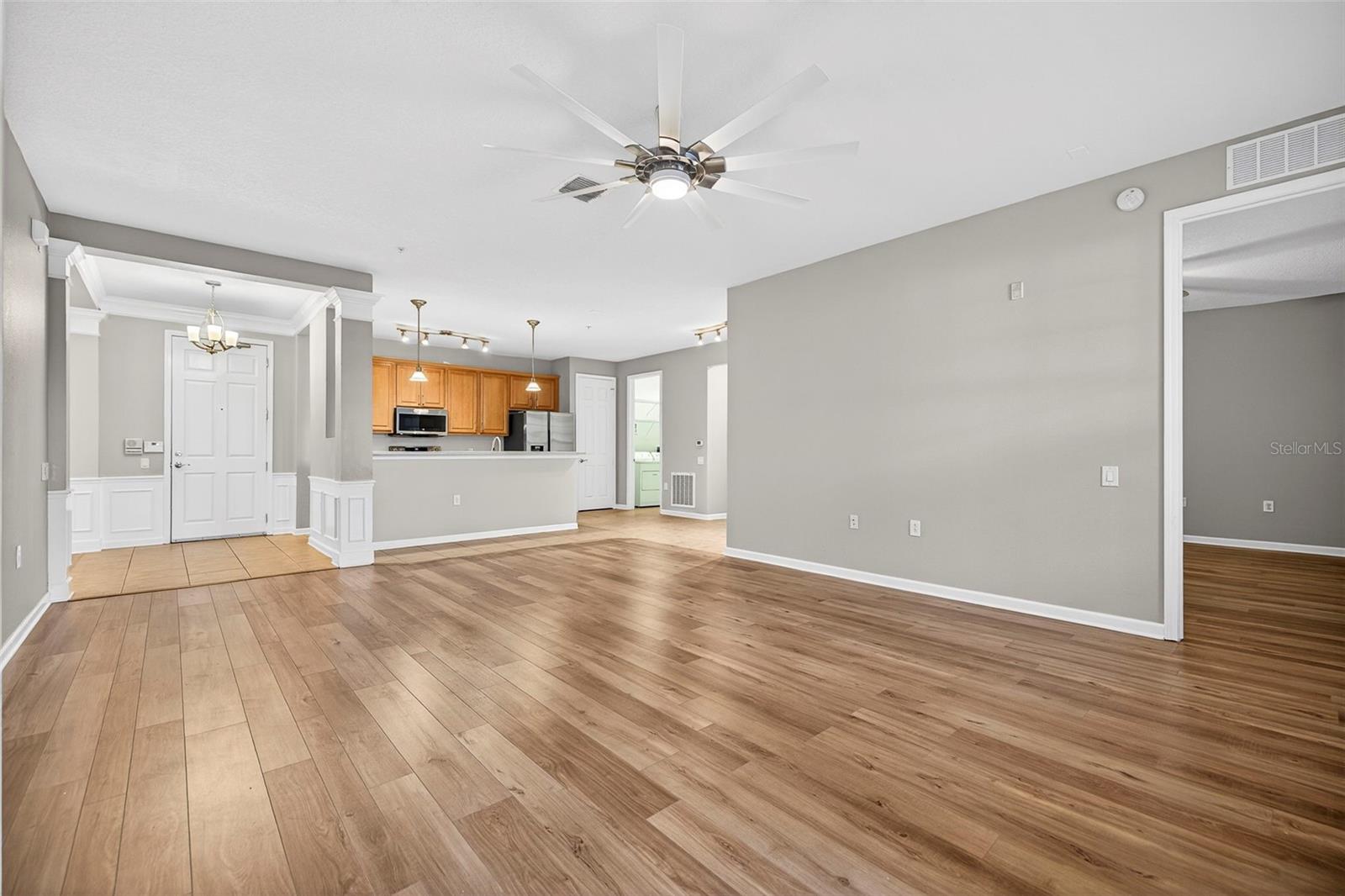 MONTEREY AT LAKE SEMINOLE CONDO - Residential